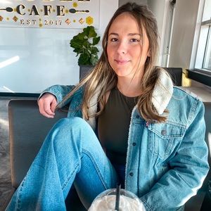 Meet your Posher, Kaitlyn